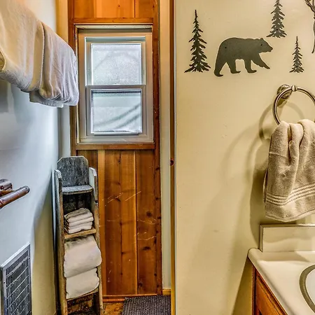 Cozy Bears Hideaway Cabin About 3 Mi To Shaver Lake! Exterior photo