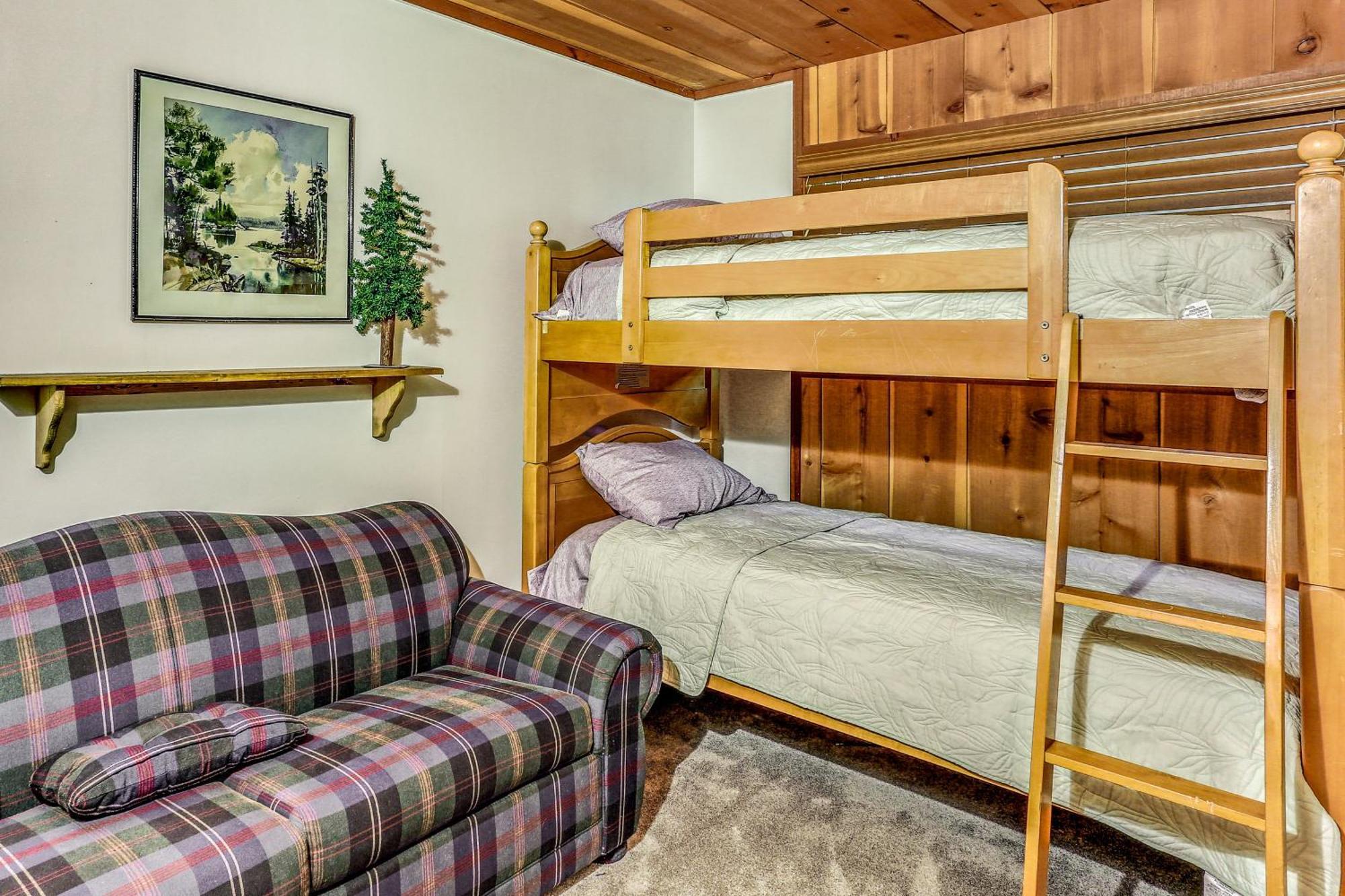 Holiday home Cozy Bears Hideaway About 3 Mi To Lake!